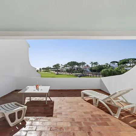 Casa Mimosa By Algarve Holidays * ヴァーレ・ド・ローボ